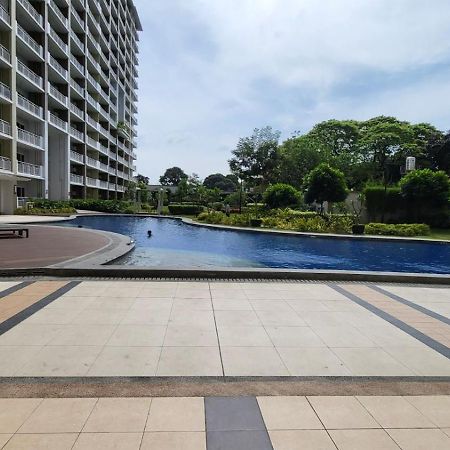 The Atherton- Spacious Modern Condo Unit In Paranaque Near The Airport, Makati, Bgc And Highways Paranaque City Esterno foto