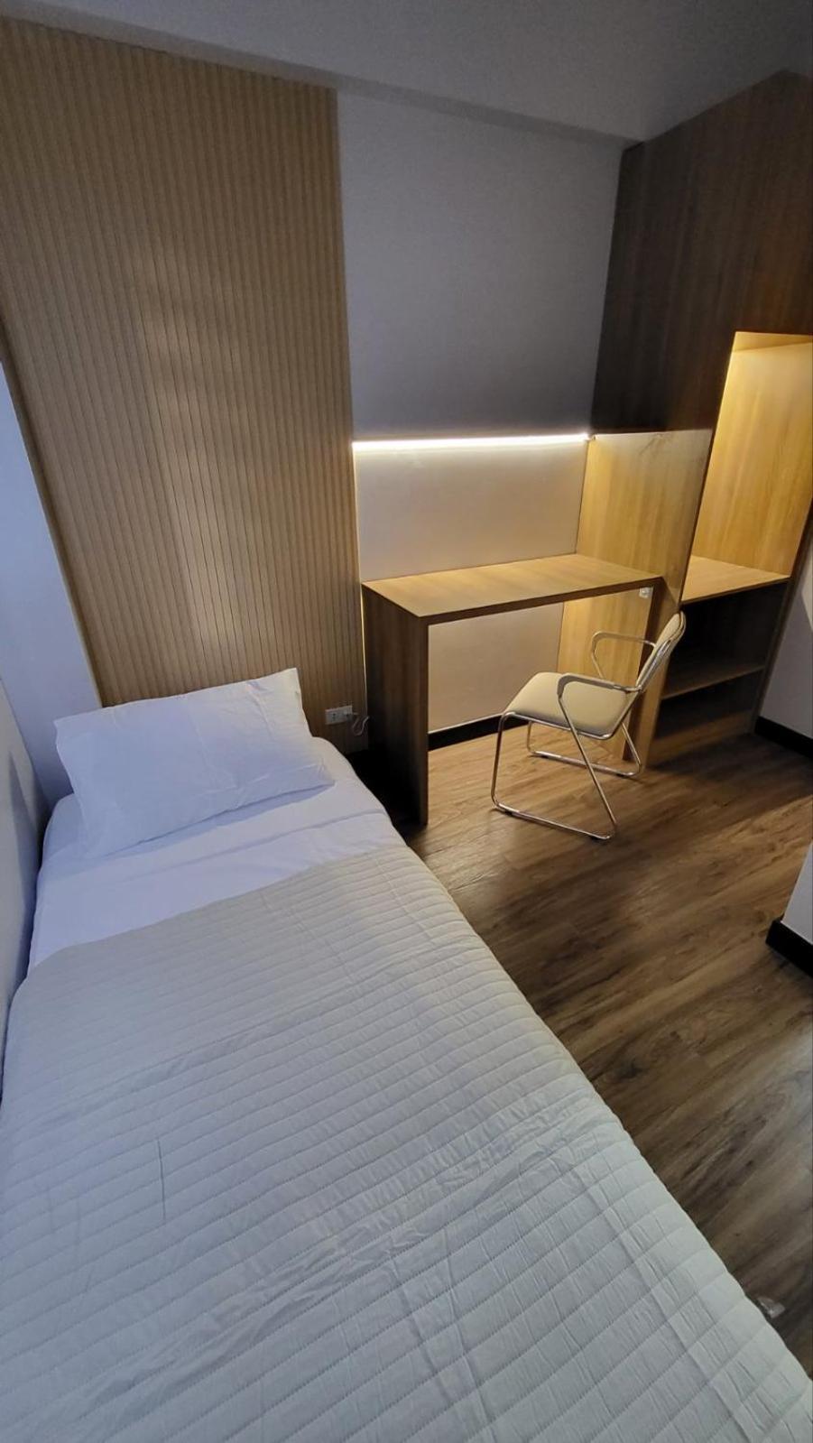 The Atherton- Spacious Modern Condo Unit In Paranaque Near The Airport, Makati, Bgc And Highways Paranaque City Esterno foto