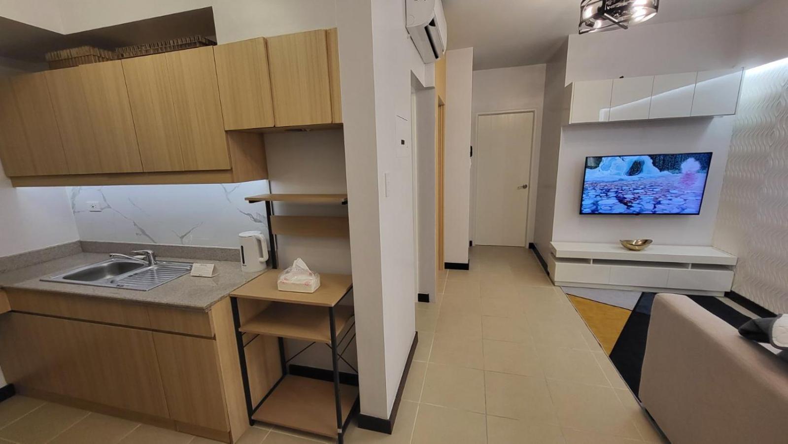 The Atherton- Spacious Modern Condo Unit In Paranaque Near The Airport, Makati, Bgc And Highways Paranaque City Esterno foto