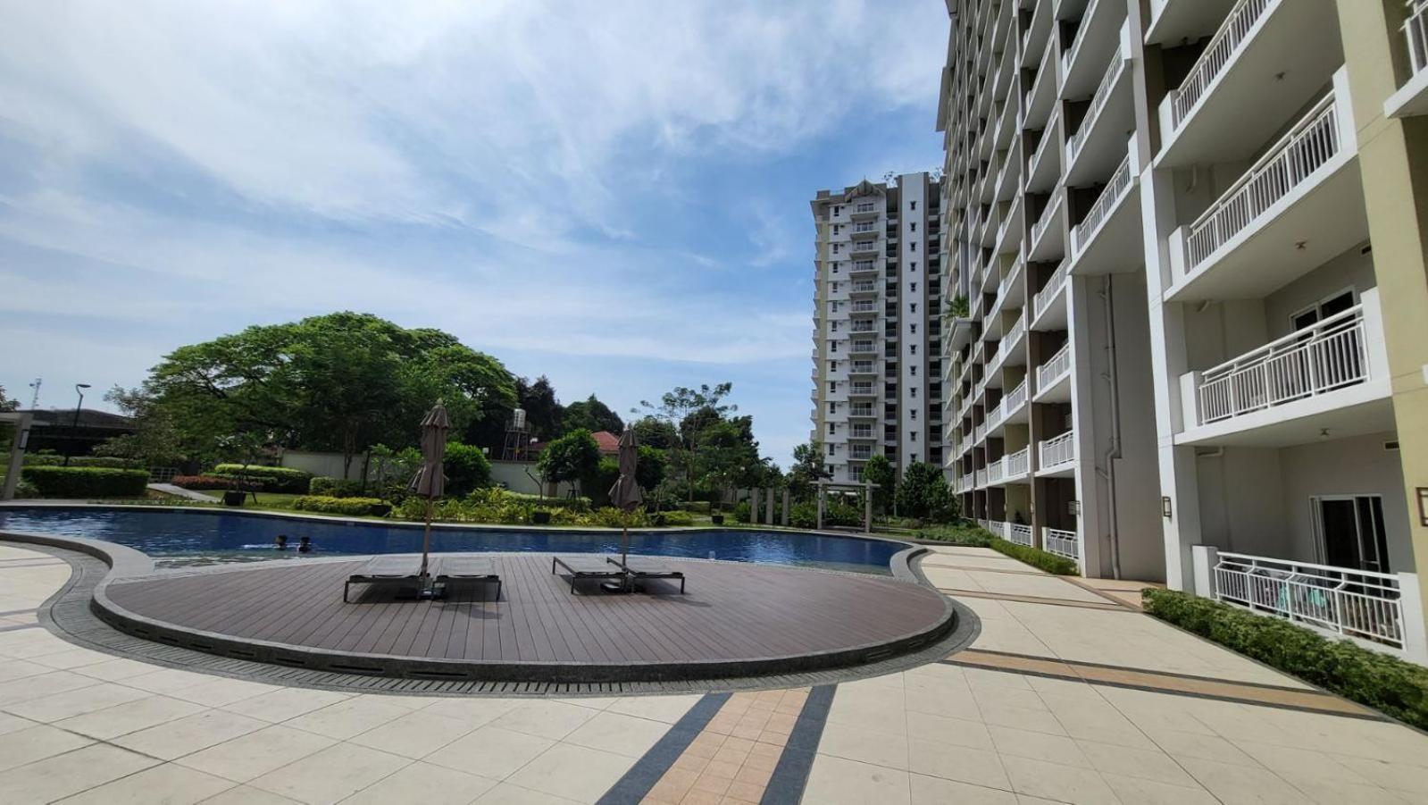 The Atherton- Spacious Modern Condo Unit In Paranaque Near The Airport, Makati, Bgc And Highways Paranaque City Esterno foto