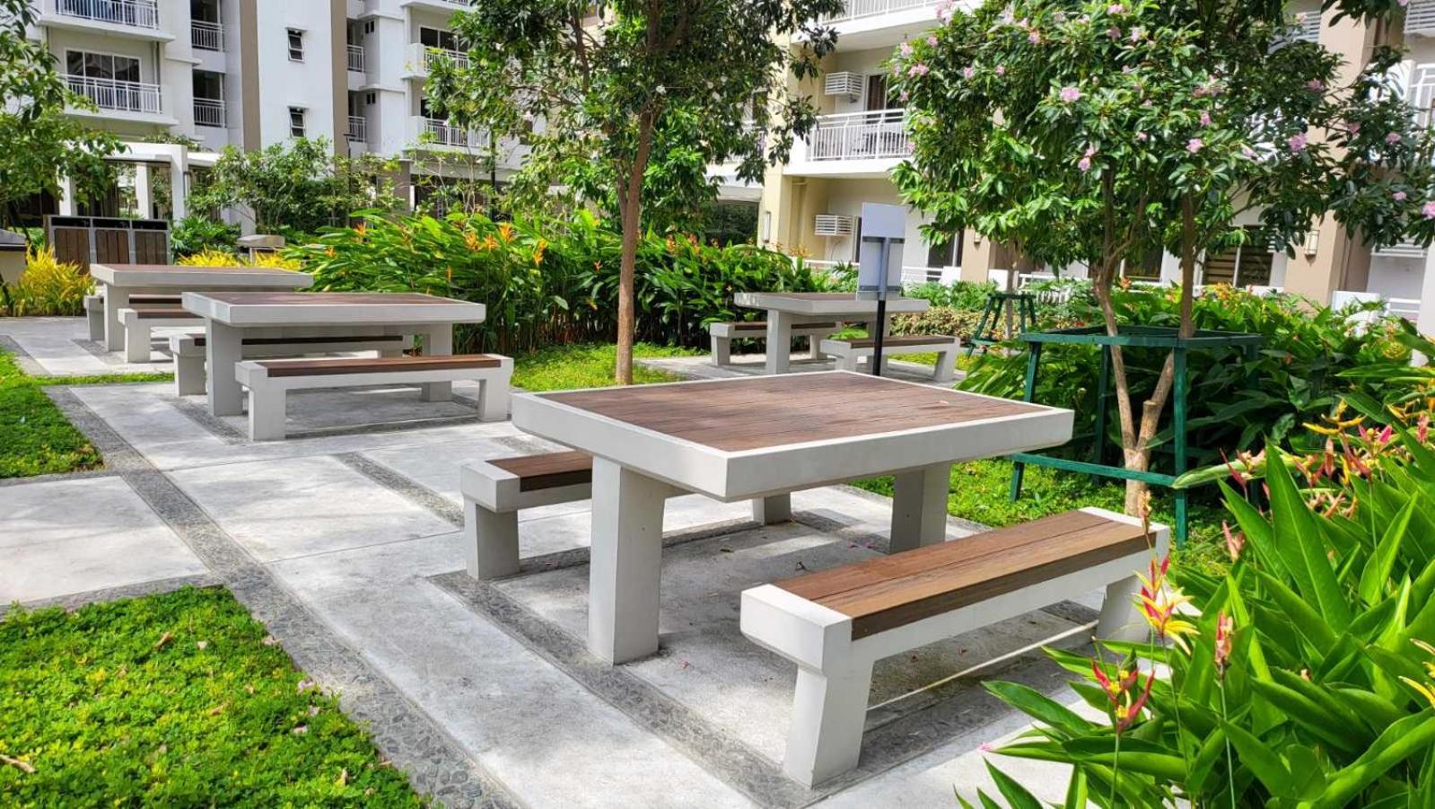 The Atherton- Spacious Modern Condo Unit In Paranaque Near The Airport, Makati, Bgc And Highways Paranaque City Esterno foto