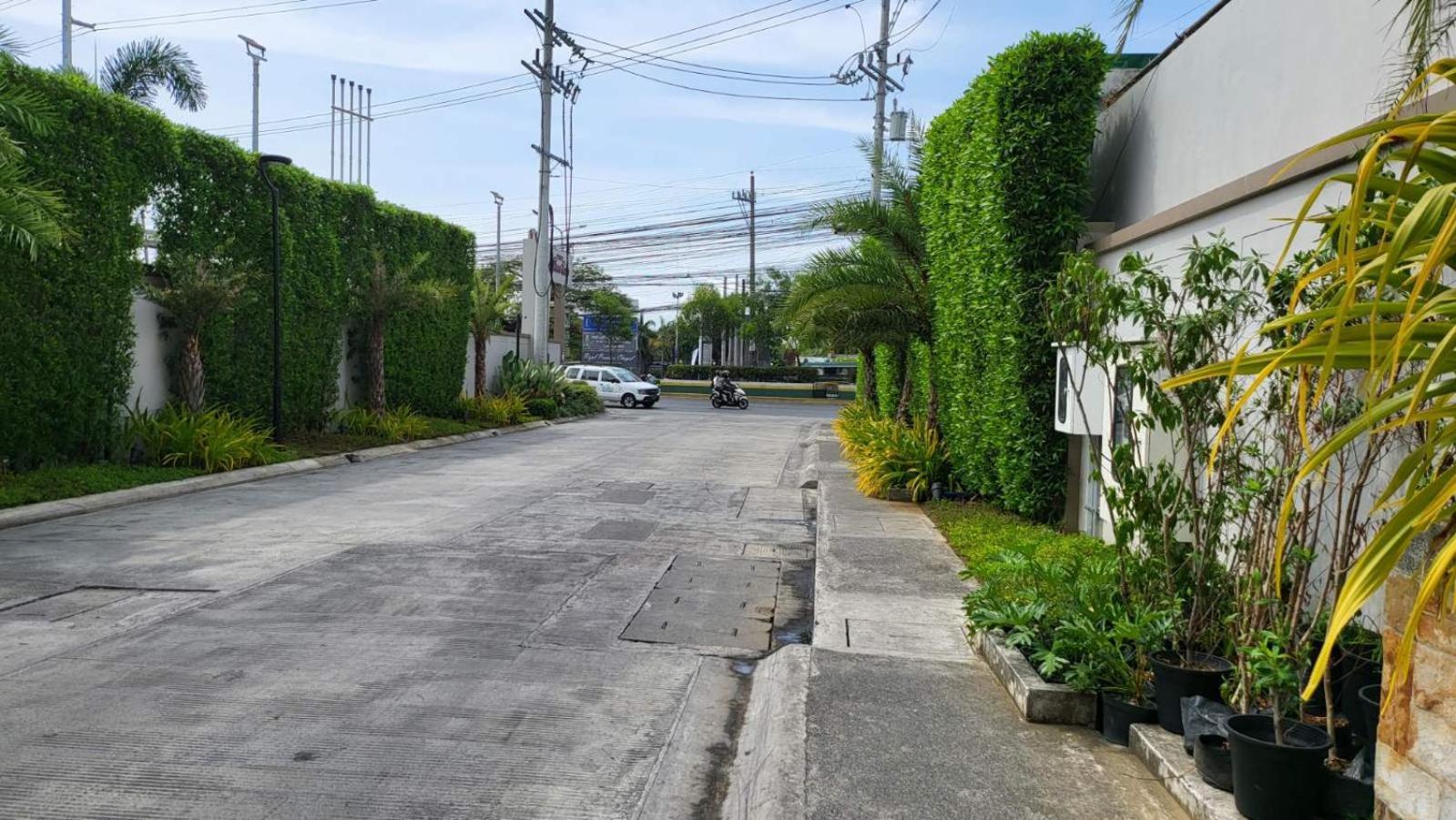 The Atherton- Spacious Modern Condo Unit In Paranaque Near The Airport, Makati, Bgc And Highways Paranaque City Esterno foto